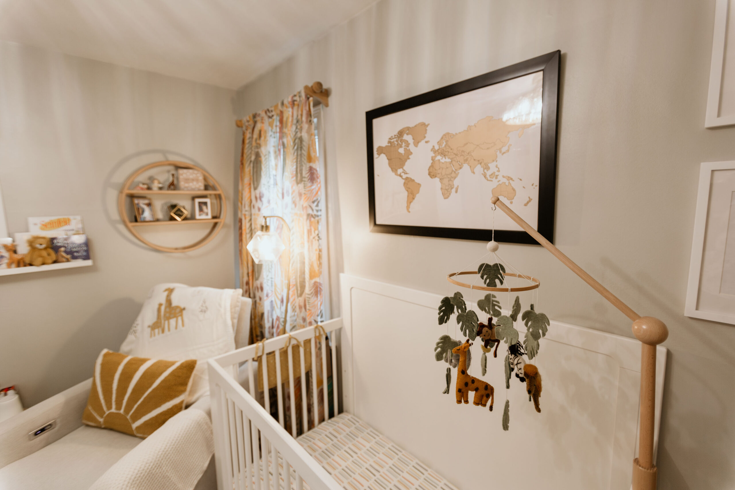 Home Life: Safari & Giraffe Themed Nursery